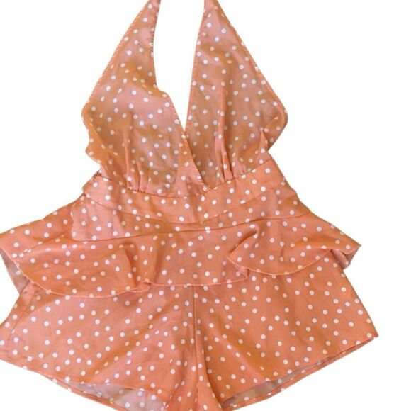 NWOT Pretty Little Thing Polkadot Halter Playsuit/Romper. Size 8. - Picture 3 of 10